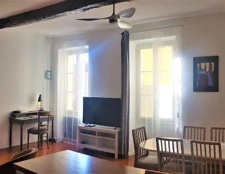 Appartement T4 Centre Historique Hyères